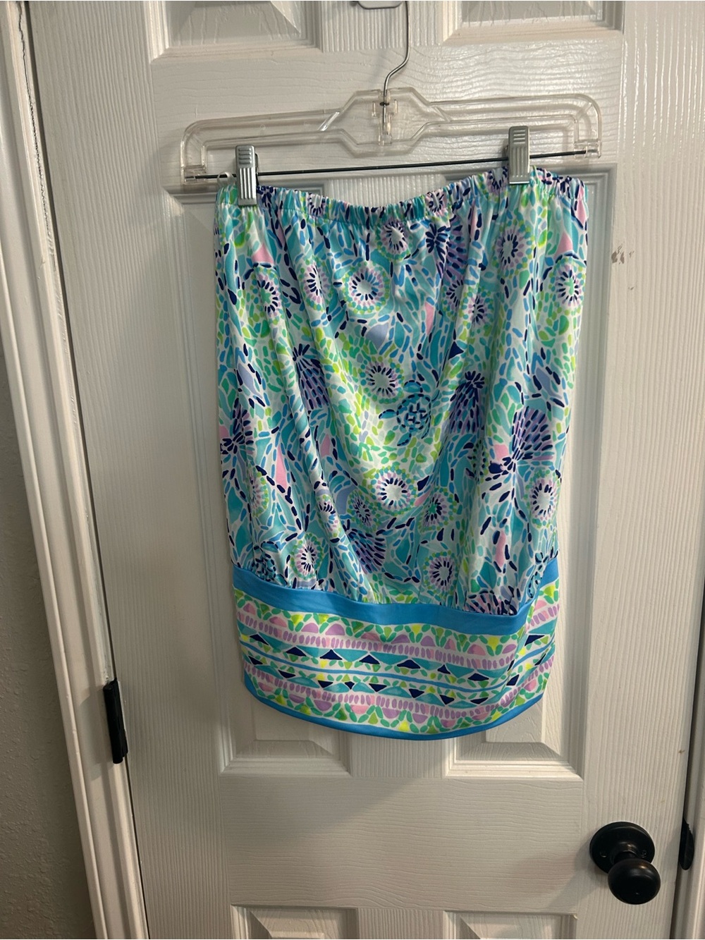 Lilly Pulitzer Color Adela Top in Blue Ibiza Open Water Engineered Top - Size L